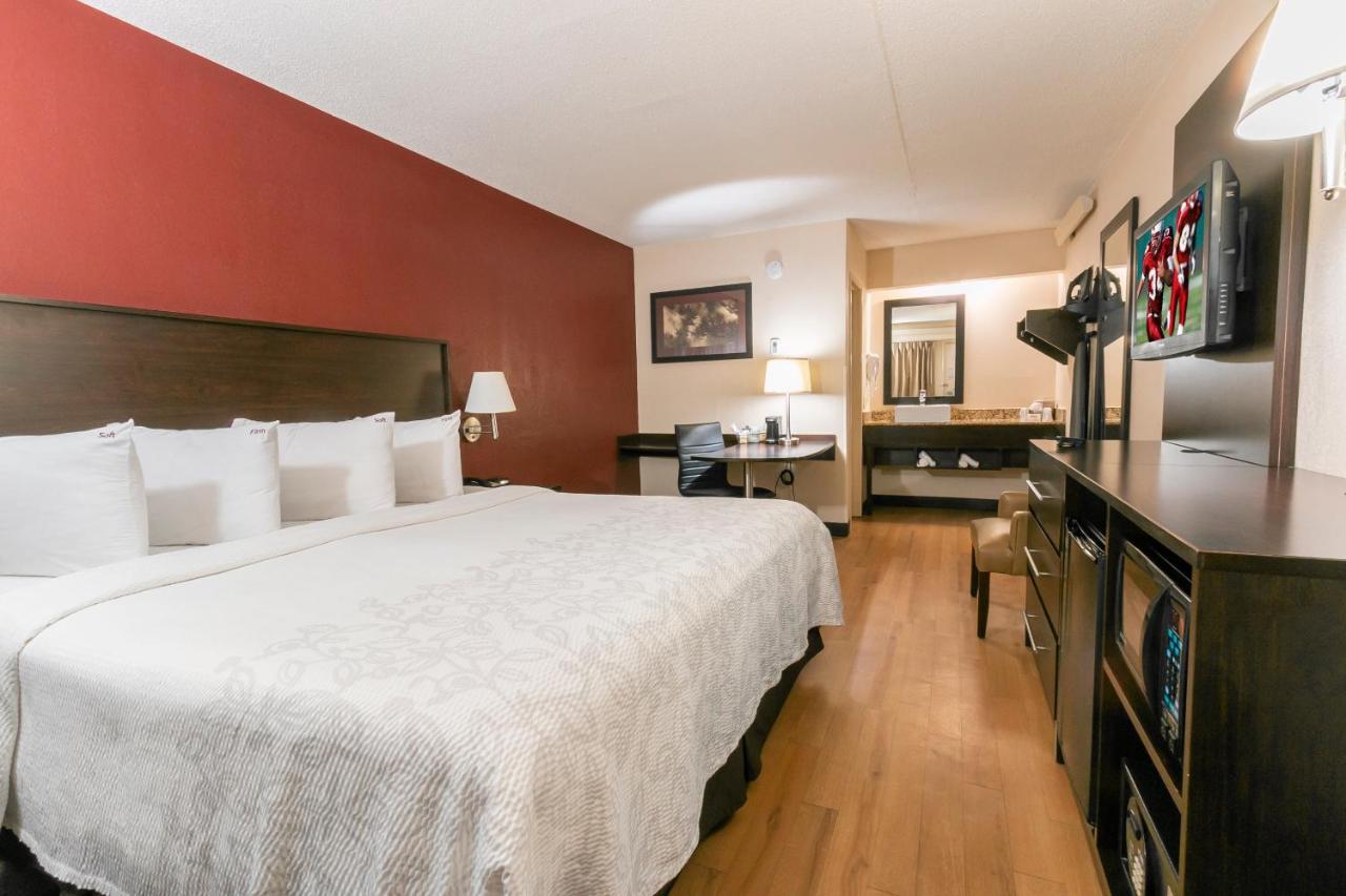 Red Roof Inn Plus+ Columbus-Ohio State University Osu Екстер'єр фото