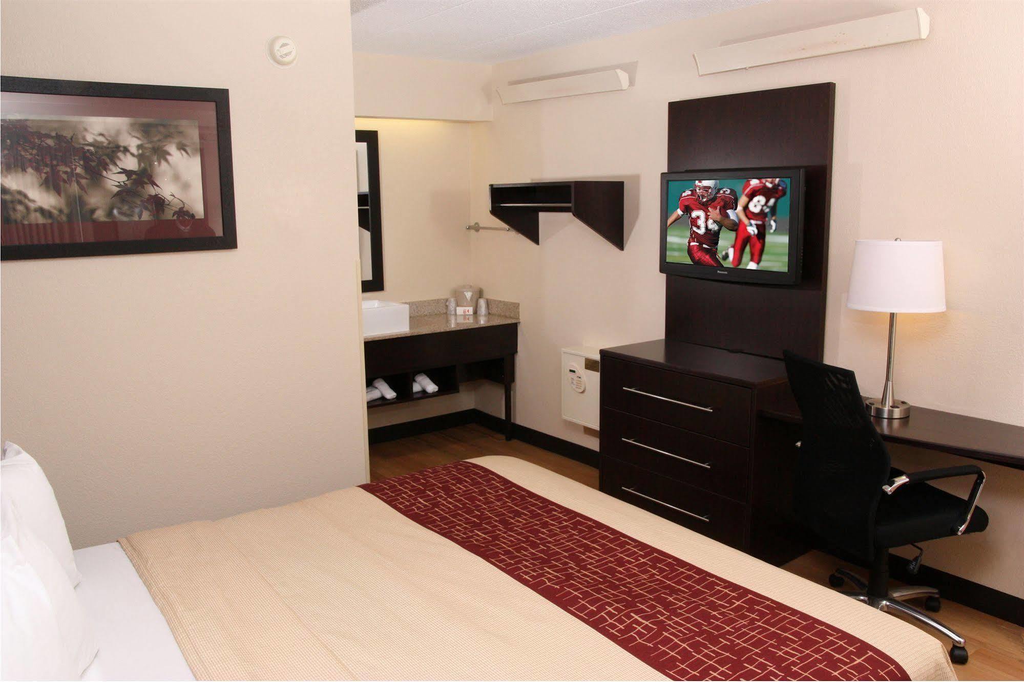Red Roof Inn Plus+ Columbus-Ohio State University Osu Екстер'єр фото