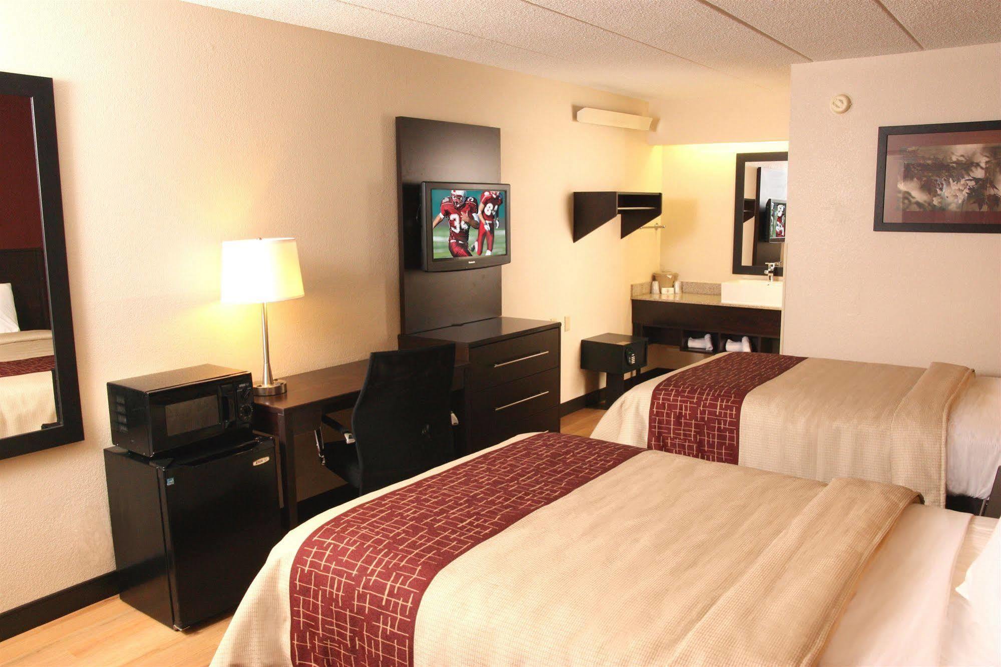 Red Roof Inn Plus+ Columbus-Ohio State University Osu Екстер'єр фото