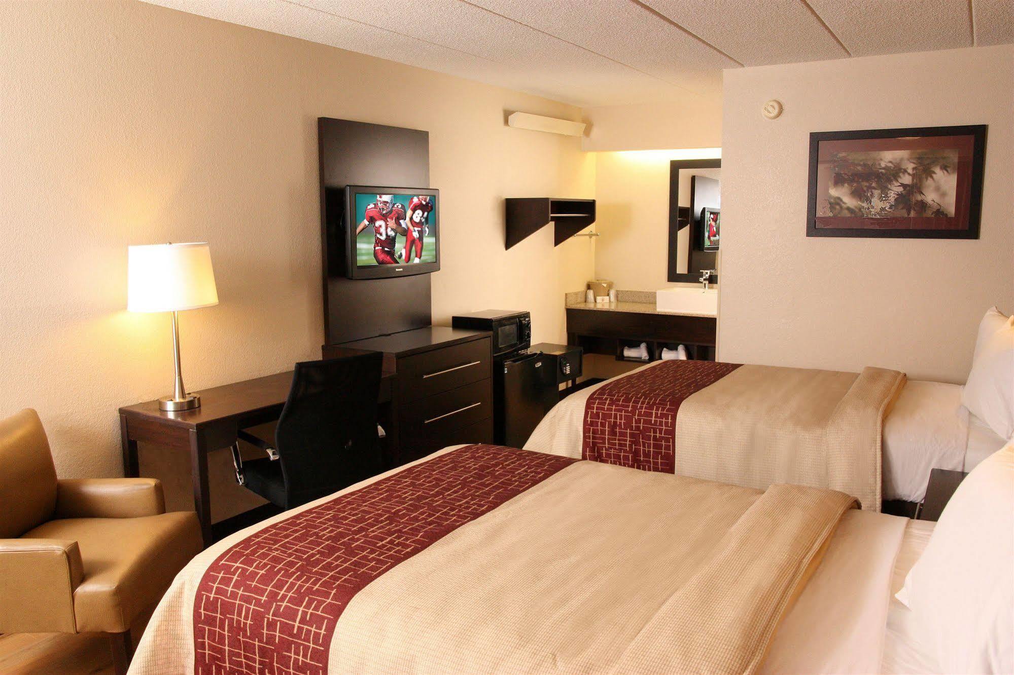 Red Roof Inn Plus+ Columbus-Ohio State University Osu Екстер'єр фото