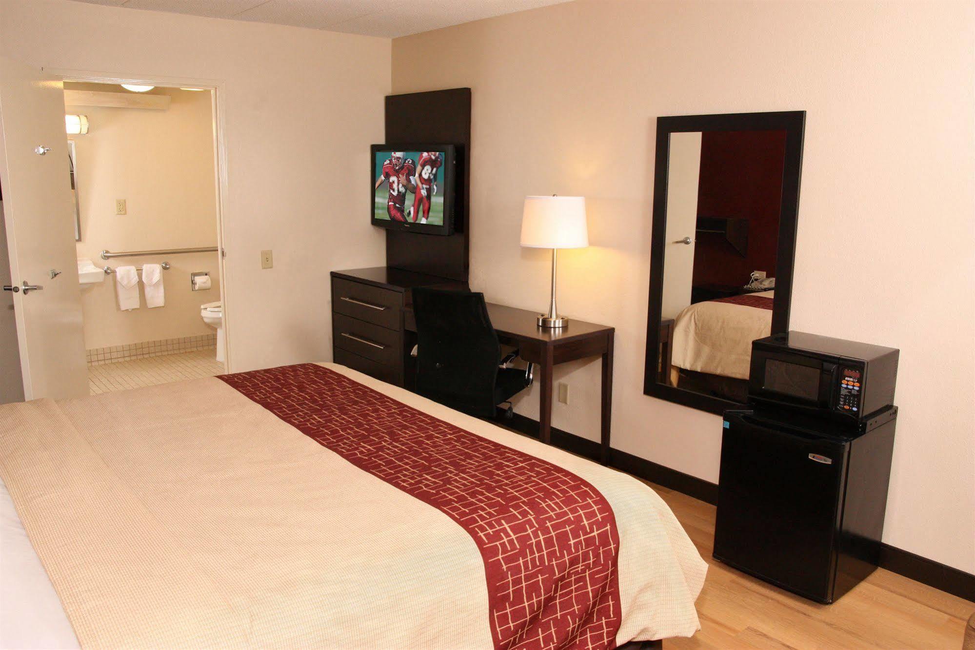 Red Roof Inn Plus+ Columbus-Ohio State University Osu Екстер'єр фото