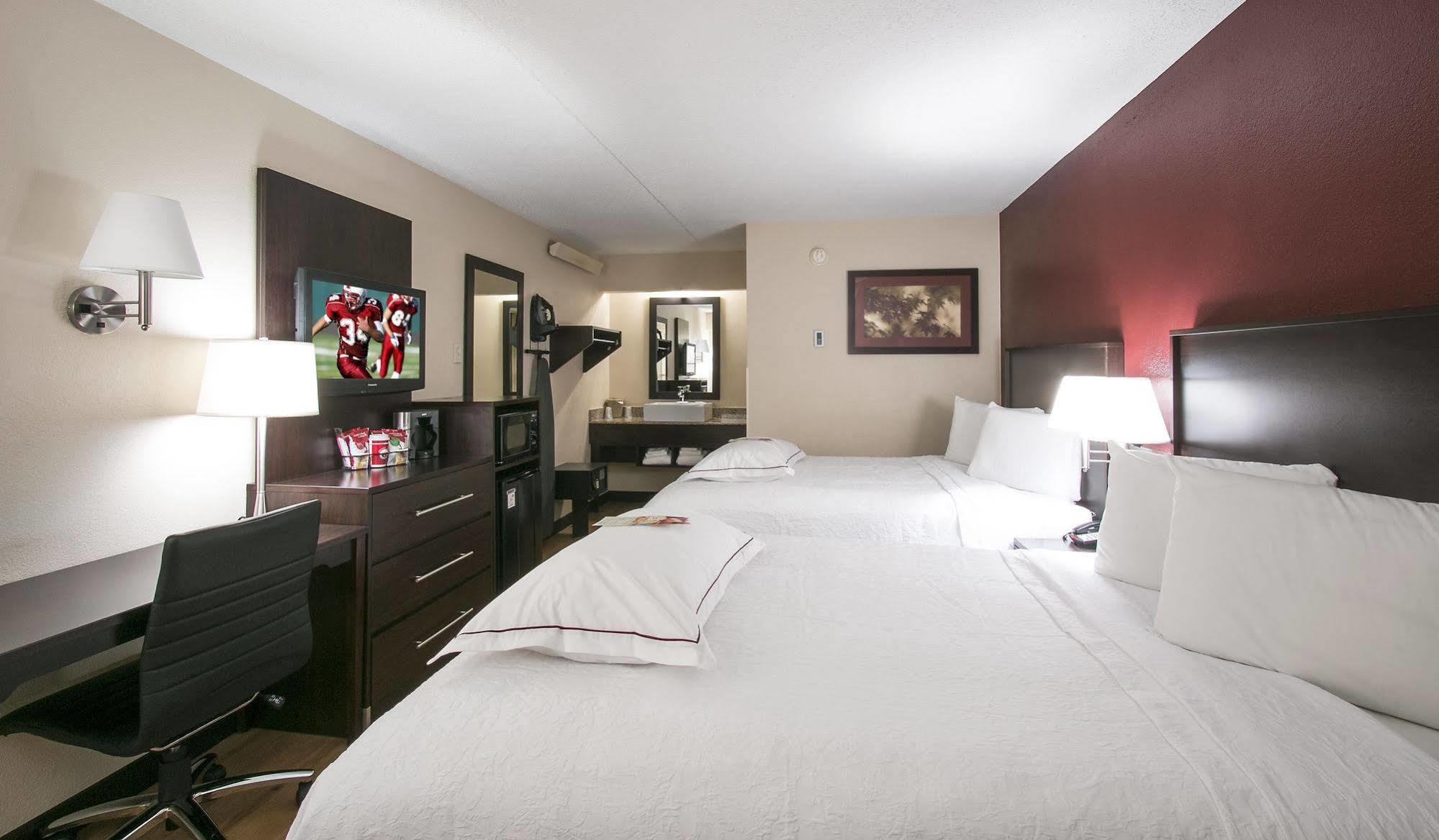 Red Roof Inn Plus+ Columbus-Ohio State University Osu Екстер'єр фото